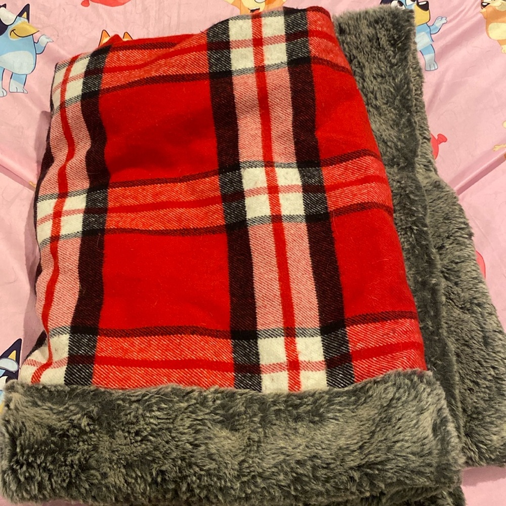 Winter throw